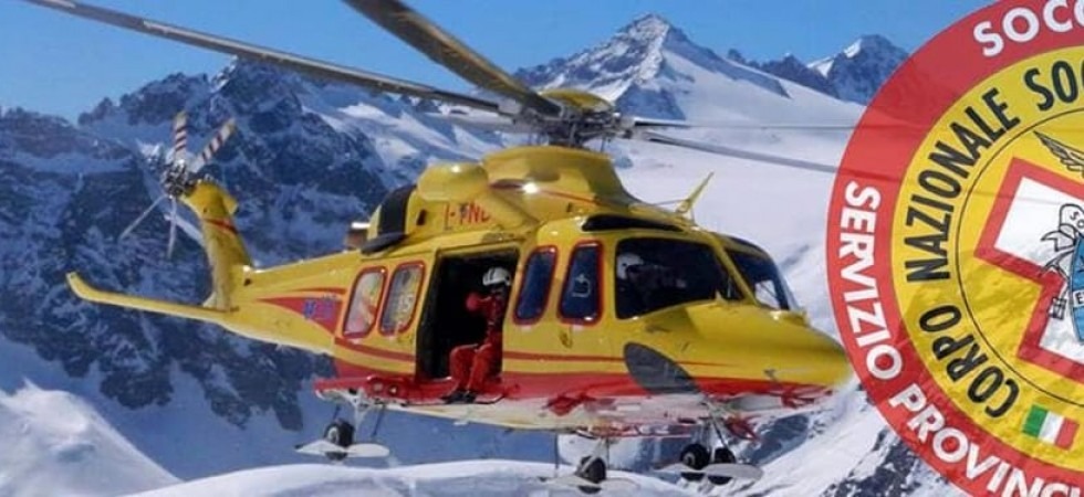 Uno si fa male al ginocchio e l'altro si rompe la gamba, doppio intervento tra 2.300 e 2.700 metri per il Soccorso alpino